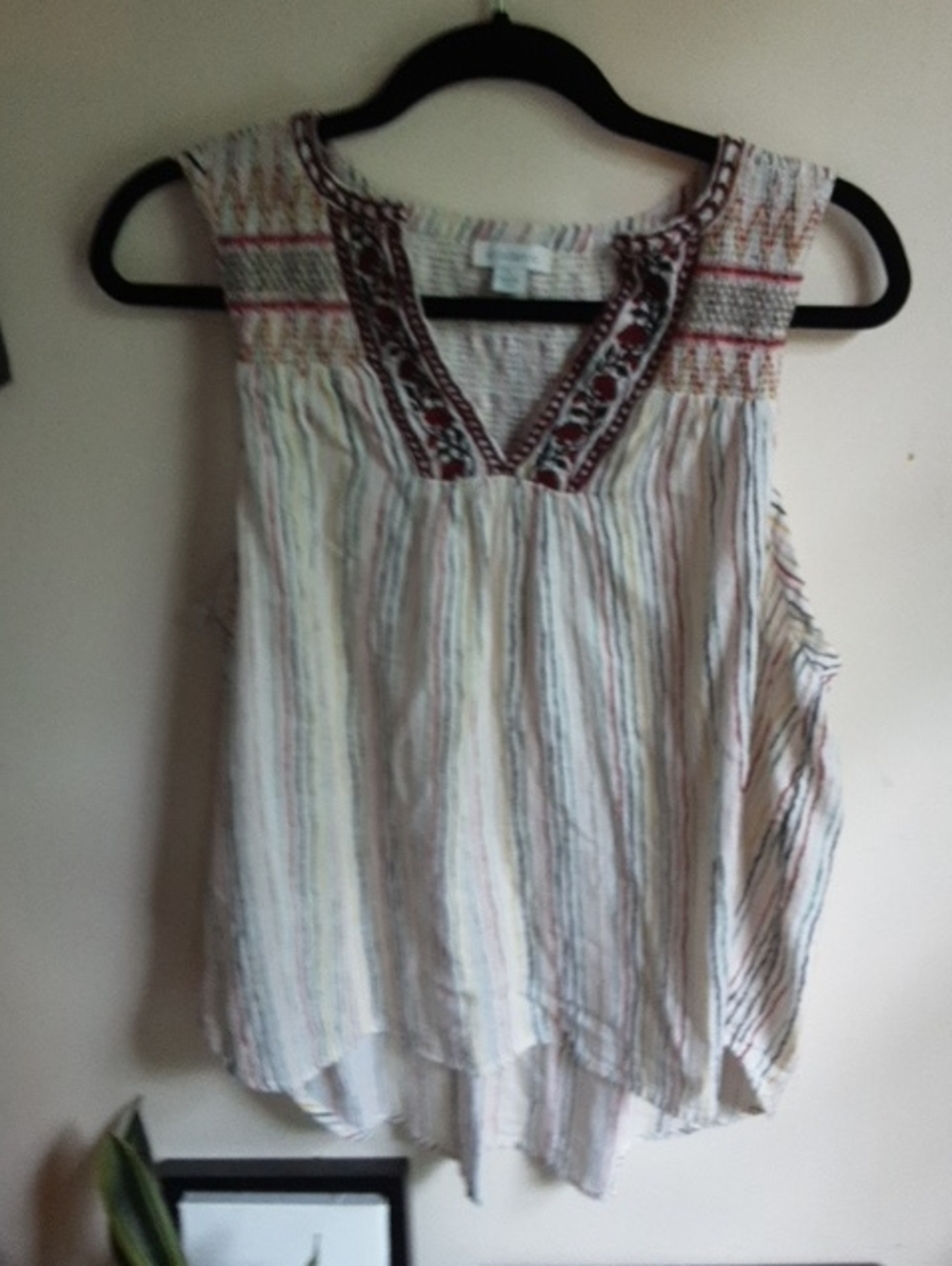 Sundance Cream Striped Sleeveless Embroidered V-Neck Top